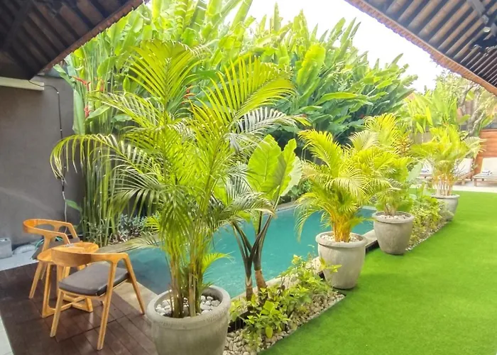 Jes - 4 Bedroom - Legian