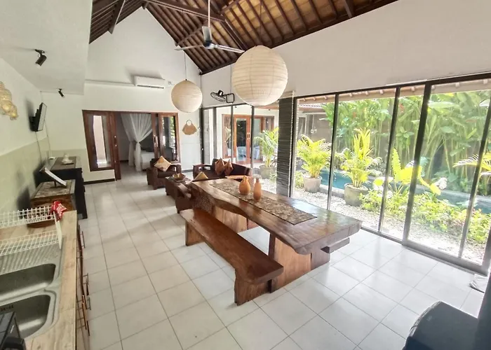 Jes - 4 Bedroom - Villa