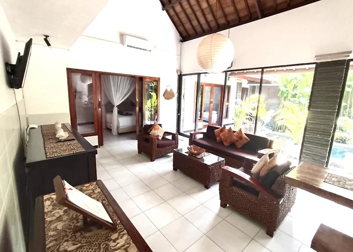 Jes - 4 Bedroom - Villa Legian